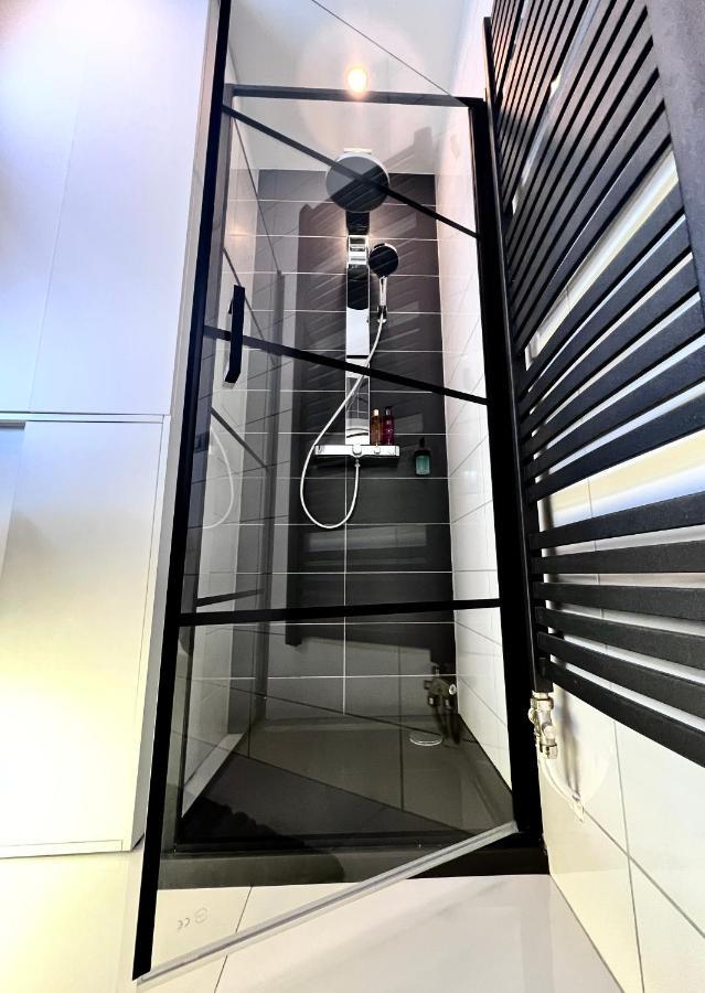 Suiteangel - Luxury Design Condo With Free Garage Budapest Exterior foto